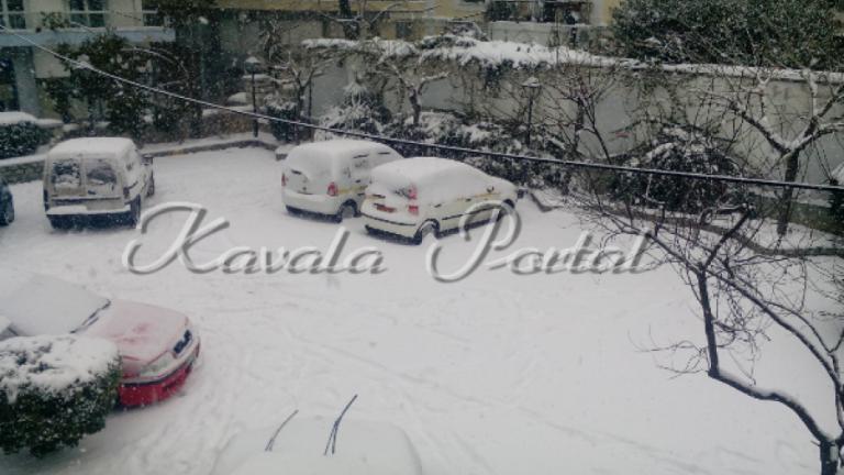 Πρωτοφανής χιονοθύελλα στην Ανατολική Μακεδονία από το πρωί