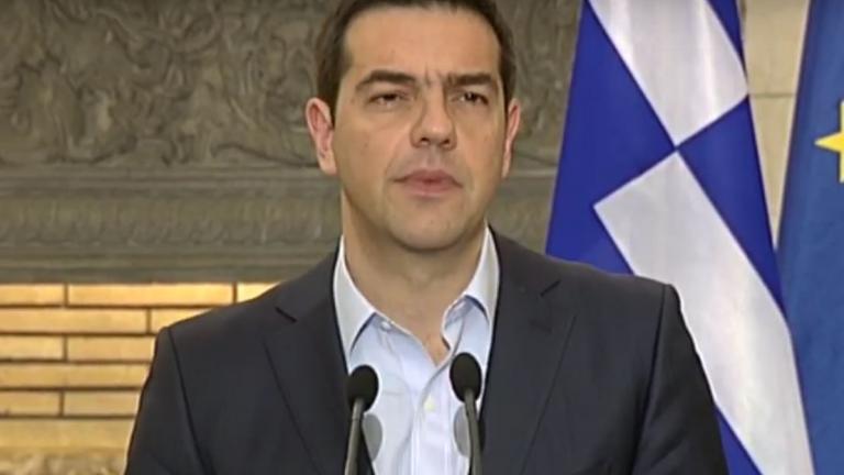 Δείτε LIVE την κοινή συνέντευξη Τσίπρα-Καζνέβ 