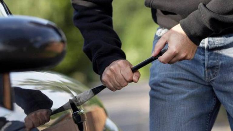 Συνελήφθησαν ανήλικοι Ρομά για κλοπές αυτοκινήτων από διάφορες περιοχές της Αττικής