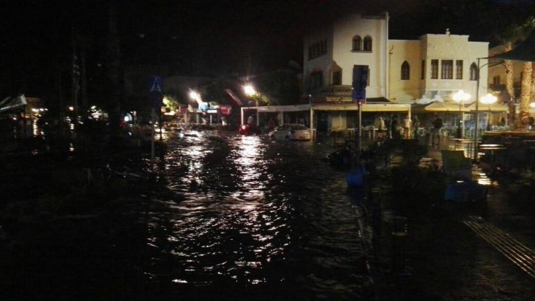 Σκηνές τρόμου και πανικού περιγράφουν τα βίντεο τη στιγμή του σεισμού στην Κω