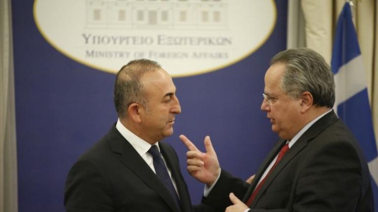 «Πόλεμος» ανακοινώσεων υπουργείων Εξωτερικών Ελλάδας - Τουρκίας