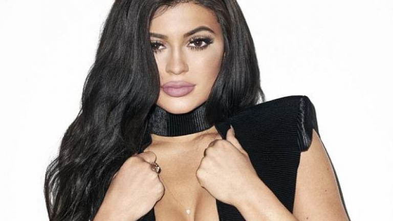 Η Kylie Jenner φόρεσε κάτι που εκείνη αποκαλεί "Τζιν"