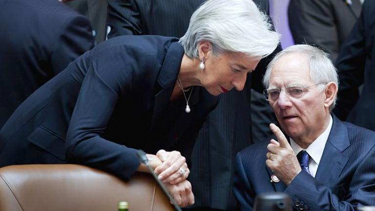 H Λαγκάρντ διαβεβαίωσε τον Σόιμπλε ότι το ΔΝΤ δεν θα αποχωρήσει από την Ελλάδα