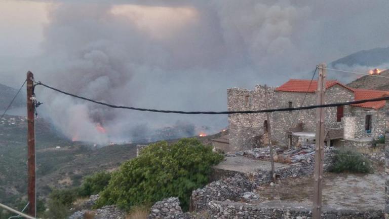 Καλύτερη η εικόνα στην Ανατ. Μάνη-Υπό μερικό έλεγχο τα Μέγαρα