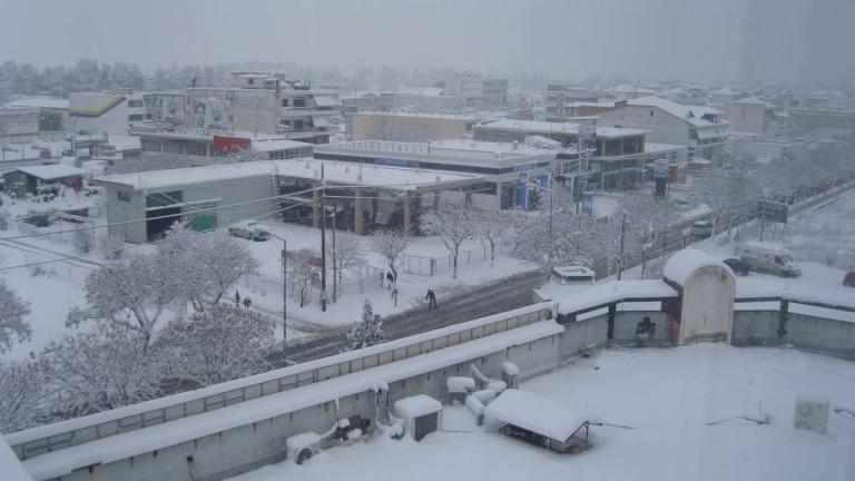 Συναγερμός στο Νομό Λάρισας για τον νέο χιονιά που πλησιάζει