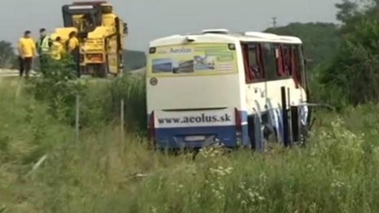 Πολύνεκρο δυστύχημα με τουριστικό λεωφορείο που επέστρεφε από Κέρκυρα