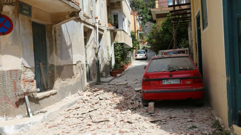 Σεισμός Μυτιλήνη: Η στιγμή που χτύπησε ο Εγκέλαδος το νησί (ΒΙΝΤΕΟ)