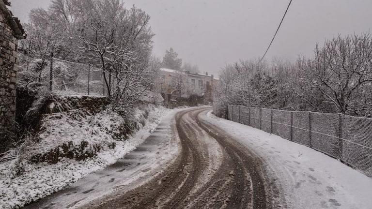 Προβλήματα από την επέλαση του χιονιά στα νησιά του Βόρειου Αιγαίου!