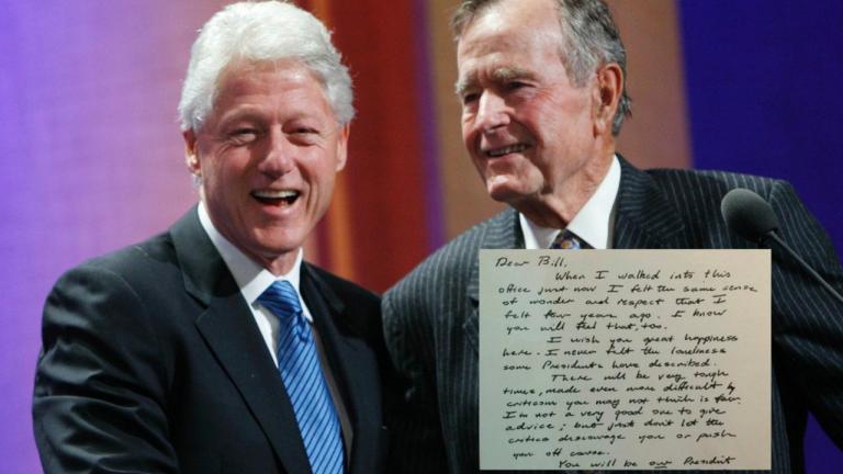 Η συγκινητική επιστολή του Τζορτζ Μπους στον Μπιλ Κλίντον
