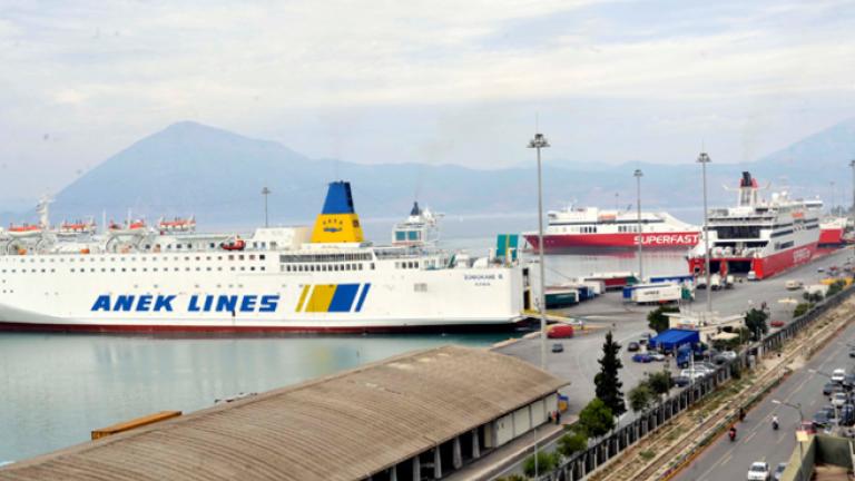 Πάτρα-λιμάνι :Πρόσκρουση πλοίου με επιβάτες