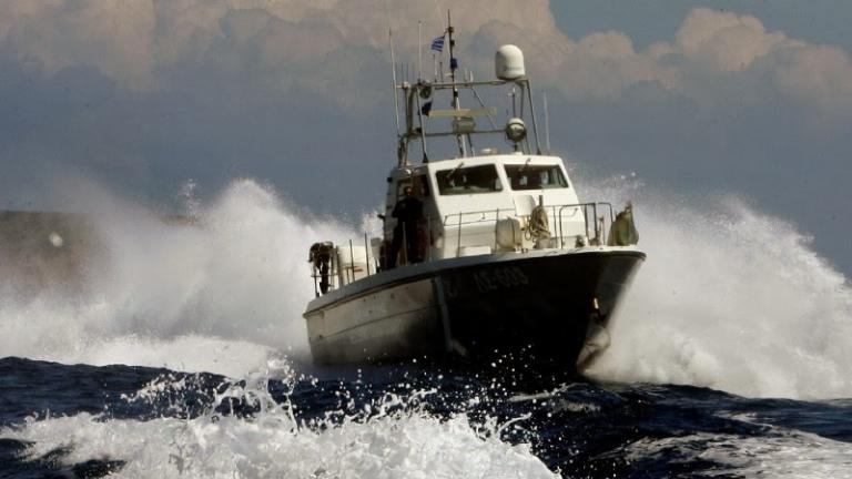 Εντοπίστηκε το ιστιοφόρο με τους 33 πρόσφυγες στον Γερολιμένα Μάνης