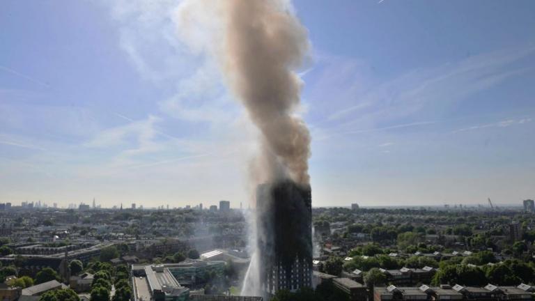 Έκτακτο - Λονδίνο: Νεκροί  από τη φωτιά στον ουρανοξύστη
