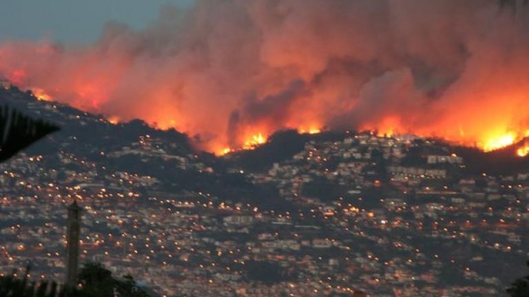 Σε ύφεση οι πυρκαγιές στην περιοχή της Μασσαλίας και στη Μαδέρα