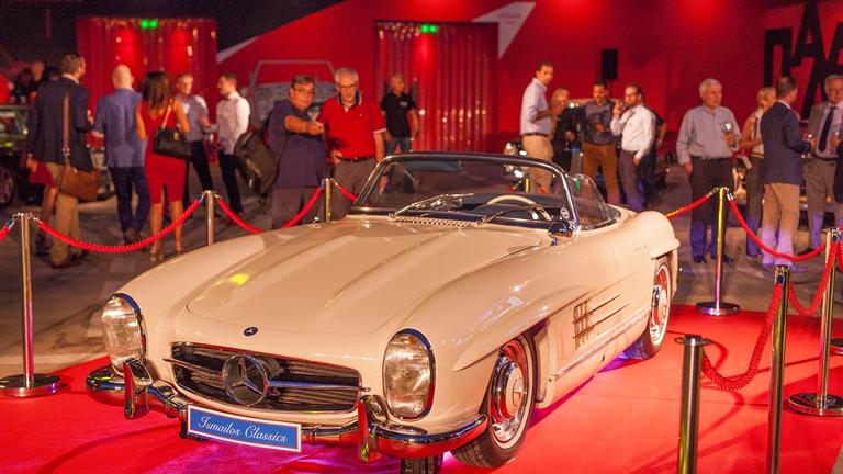 Δώδεκα ωραίες «κυρίες» από την Ismailos Classics Cars 