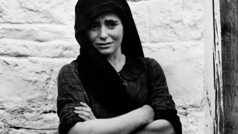Γυναίκα του Διστόμου: Η ιστορία μιας φωτογραφίας - σύμβολο