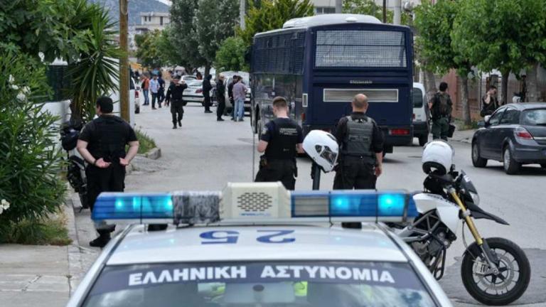 Πάνω από 300 συλλήψεις το τελευταίο 15ήμερο στις αστυνομικές επιχειρήσεις στην Δυτ. Αττική