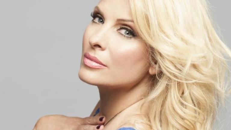 Η Ελένη Μενεγάκη "άδειασε" Βαλαβάνη και Πασχάλη με ένα βίντεο