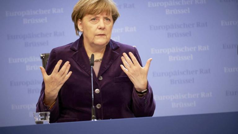 Καλύτερη φύλαξη των εξωτερικών συνόρων της ΕΕ ζήτησε η Μέρκελ