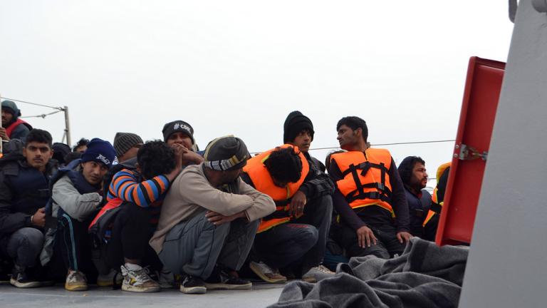 Συναγερμός στη θάλασσα νότια της Κρήτης! Μεγάλη επιχείρηση διάσωσης μεταναστών