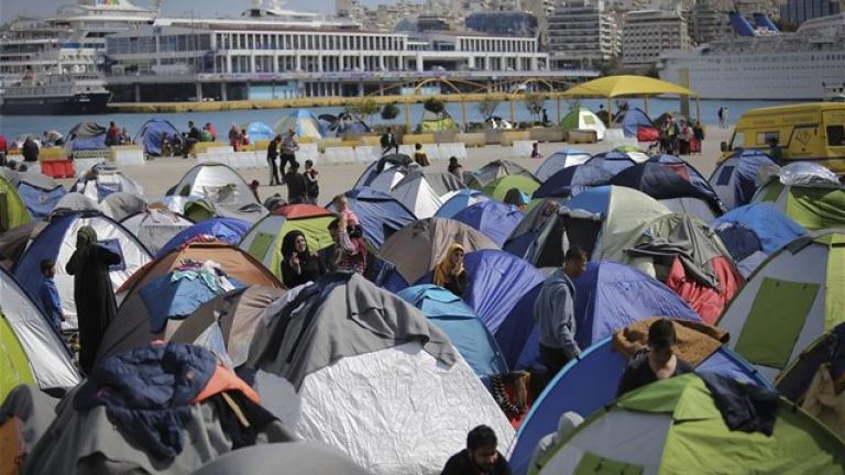 "Στη φάκα" δύο Έλληνες που έλεγαν στους πρόσφυγες πως άνοιξαν τα σύνορα