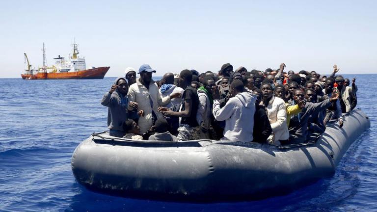 Η Ισπανία άρχισε να υποδέχεται πρόσφυγες έπειτα από μήνες αναμονής 