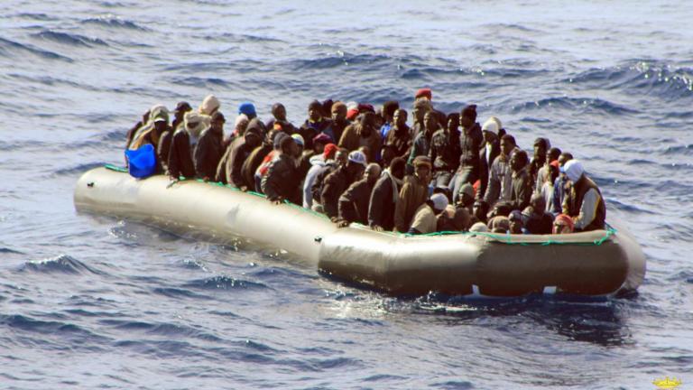 Ιταλία: 1.150 διασωθέντες μετανάστες στη θάλασσα σε μία ημέρα