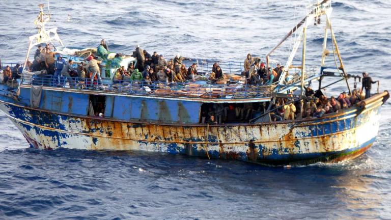 Ολλανδικό πλοίο διέσωσε 200 μετανάστες στη Μεσόγειο