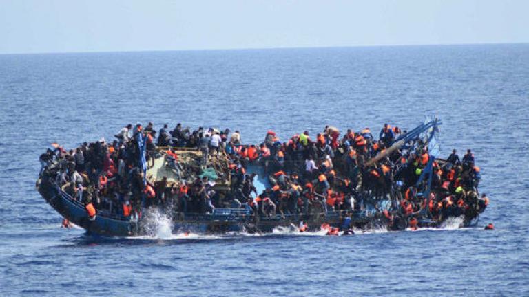 Συναγερμός στην Αίγυπτο-Νεκροί και αγνοούμενοι από ναυάγιο πλοίου με 600 μετανάστες