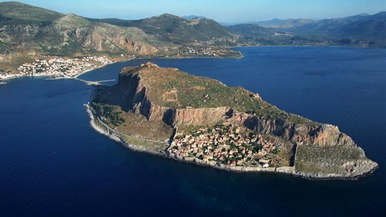 Εννέα κορυφαίες εμπειρίες στην Πελοπόννησο για το καλοκαίρι 