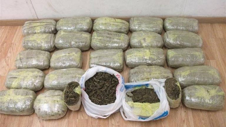 Συλλήψεις για εμπορία ναρκωτικών στο Γκύζη