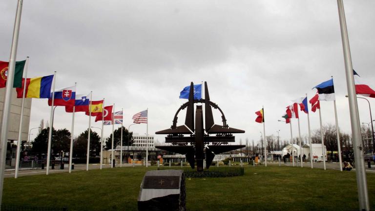 Το ΝΑΤΟ μελετά την ανάπτυξη στρατού για αποτροπή ρωσικής επίθεσης