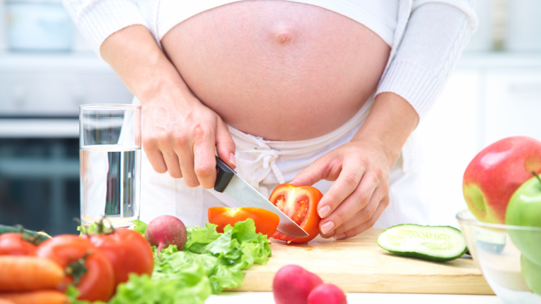 Εγκυμοσύνη και Διατροφή: Τι πρέπει να προσέχετε
