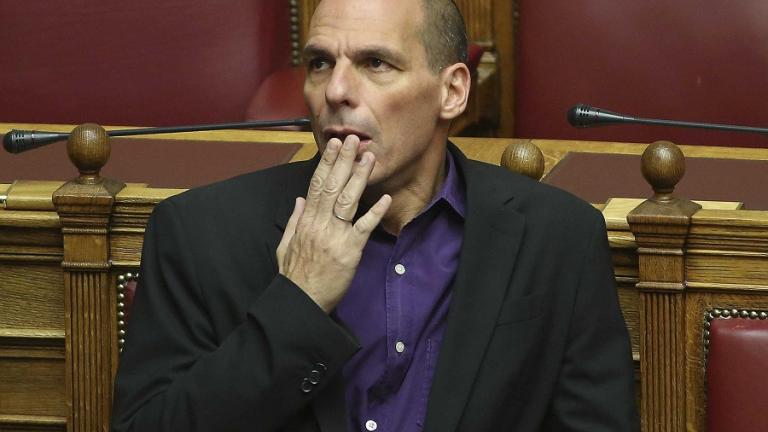 Επική γκάφα Βαρουφάκη! "Πέθανε" τον Κολ 