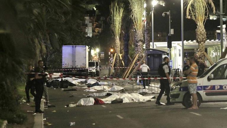 Νίκαια: Ο αιματηρός απολογισμός-84 νεκροί, ανάμεσά τους 10 παιδιά και 202 τραυματίες-52 σε κρίσιμη κατάσταση