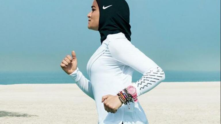 Η Nike θα λανσάρει μαντίλα ειδικά σχεδιασμένη για μουσουλμάνες αθλήτριες