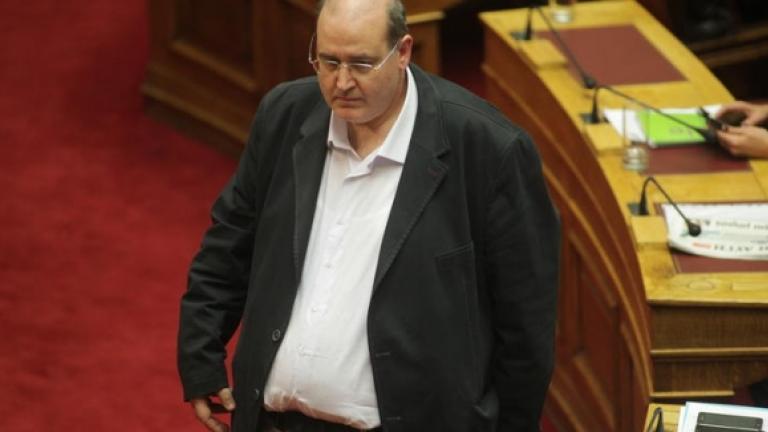 Ο ΥΠΟΥΡΓΟΣ ΠΑΙΔΕΙΑΣ ΚΑΙ ΘΡΗΣΚΕΥΜΑΤΩΝ ΣΤΗ ΒΟΥΛΗ ΤΩΝ ΕΦΗΒΩΝ