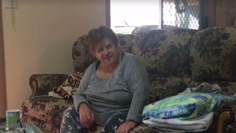 Survivor: Αυτή η γιαγιά έχει γίνει viral - Ξυπνάει ξημερώματα για να δει τον Ντάνο! (ΒΙΝΤΕΟ)