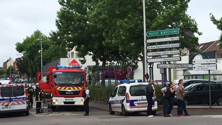 Γαλλία: Απαγγέλθηκαν κατηγορίες σε έναν νέο ύποπτο για την δολοφονία του Γάλλου ιερέα