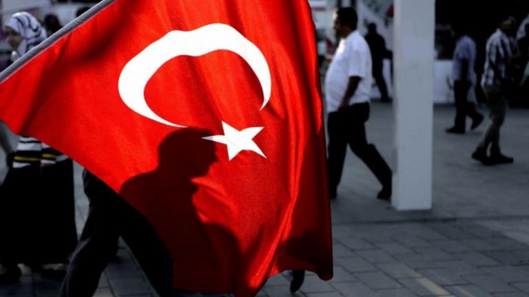 Τουρκία-Δημοψήφισμα: Τι δείχνει η πρώτη δημοσκόπηση μετά την κάλπη