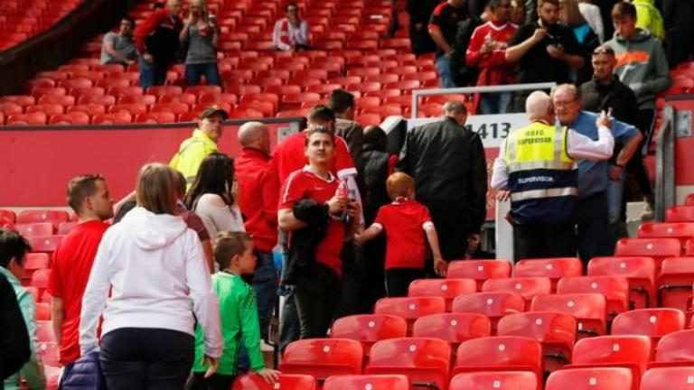 'Υποπτο πακέτο στη βορειοδυτική πλευρά του Ολντ Τράφορντ