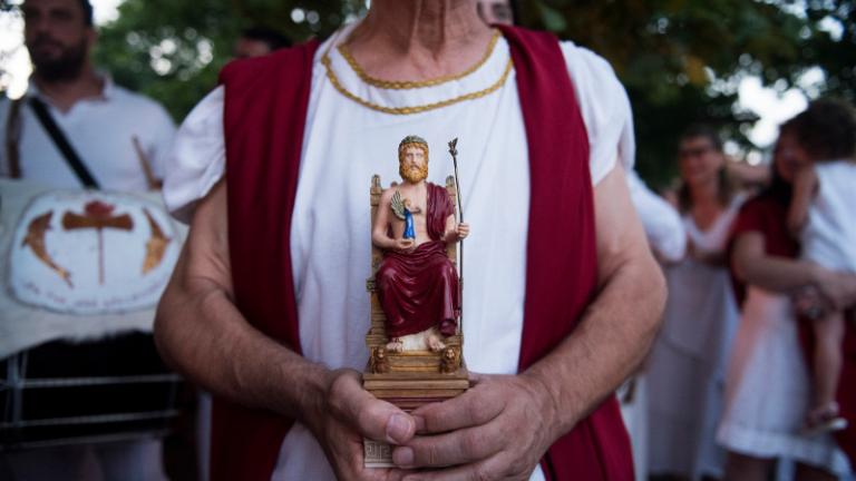 Απίστευτες εικόνες από τη σύναξη 12θεϊστών στον Όλυμπο (ΦΩΤΟ)