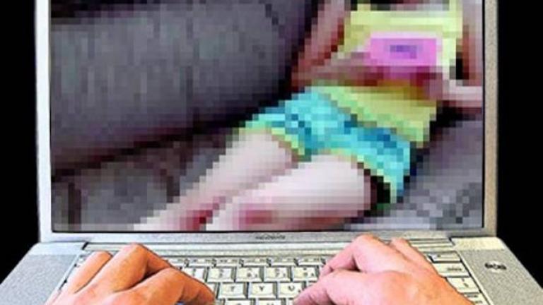Σε εξέλιξη έρευνα για δύο άντρες που προσέλκυαν μέσω διαδικτύου ανήλικα κορίτσια