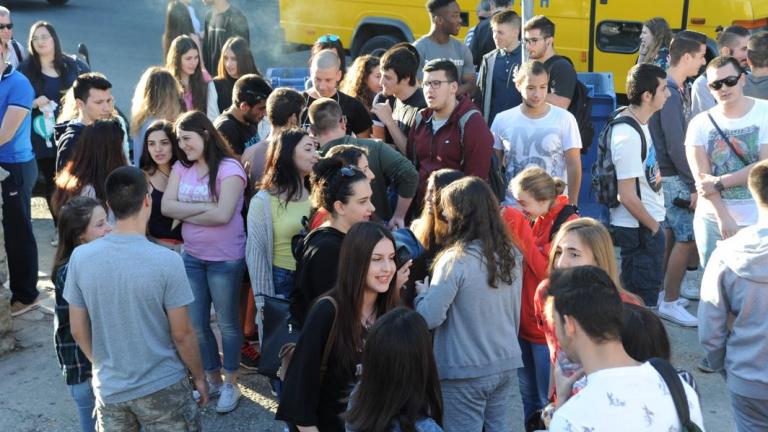 Πανελλήνιες 2017: Τα θέματα σε Μαθηματικά και Ιστορία για τα ΓΕΛ