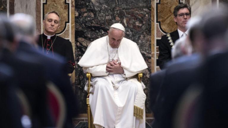 Πάπας Φραγκίσκος: Η Ευρώπη πρέπει να "ενσωματώσει" τους πρόσφυγες χωρίς “παράλογο” άνοιγμα συνόρων