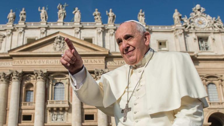 Πάπας Φραγκίσκος: Έπλυνε τα πόδια κρατουμένων ακολουθώντας την παράδοση του Χριστού που έπλυνε τα πόδια των Αποστόλων