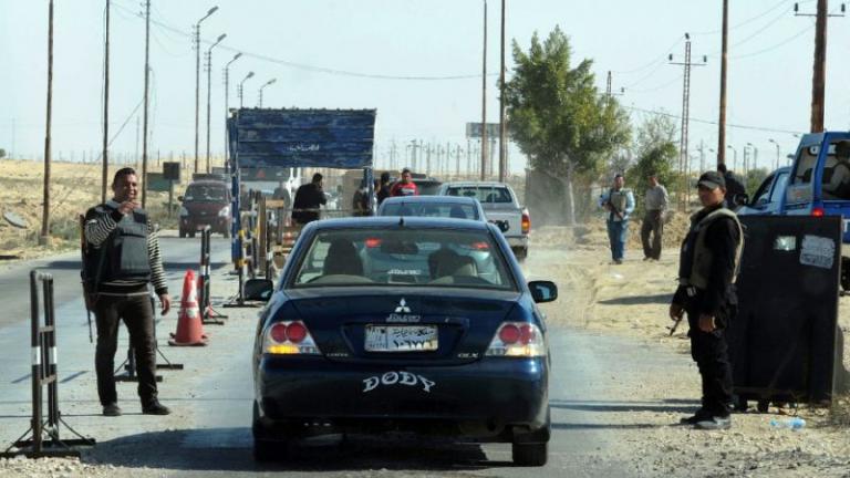 Τέσσερις αστυνομικοί σκοτώθηκαν σε διπλή βομβιστική επίθεση στο Βόρειο Σινά