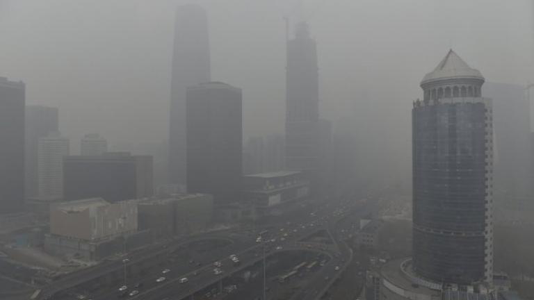 "Κόκκινος" συναγερμός στο Πεκίνο εξαιτίας της ατμοσφαιρικής ρύπανσης