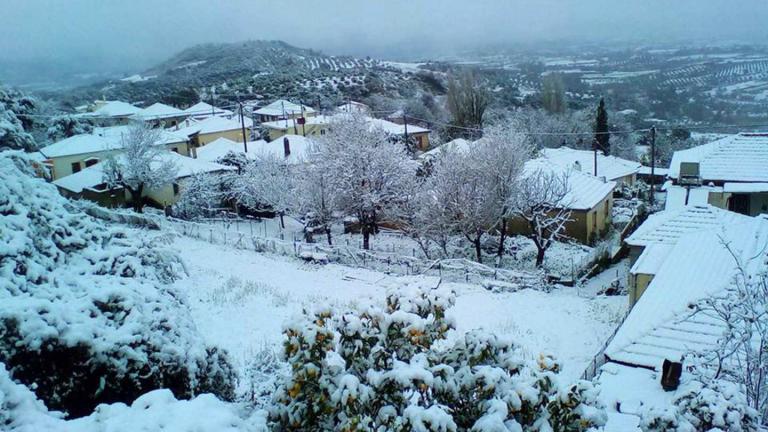 Πάτρα: Έκκληση της Περιφέρειας να αποφεύγονται οι άσκοπες μετακινήσεις, λόγω των έντονων καιρικών φαινομένων