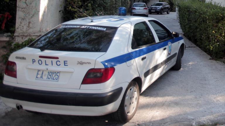 Συνελήφθη 39χρονη που μαχαίρωσε τον σύντροφο της, στην Παλλήνη