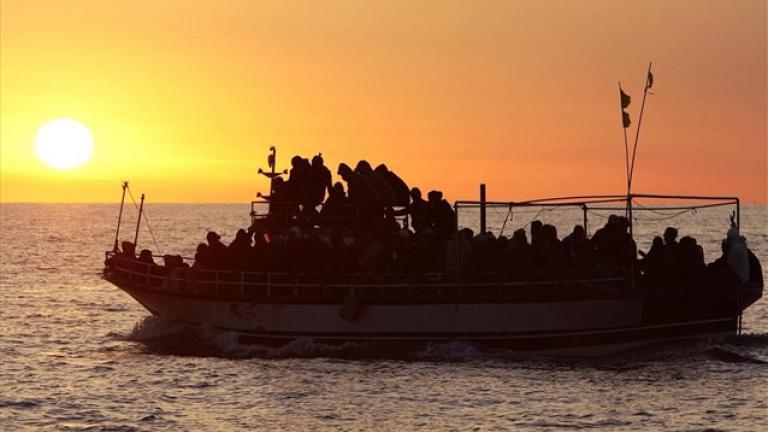 Πλοιάριο γεμάτο με μετανάστες βυθίστηκε στις Μπαχάμες